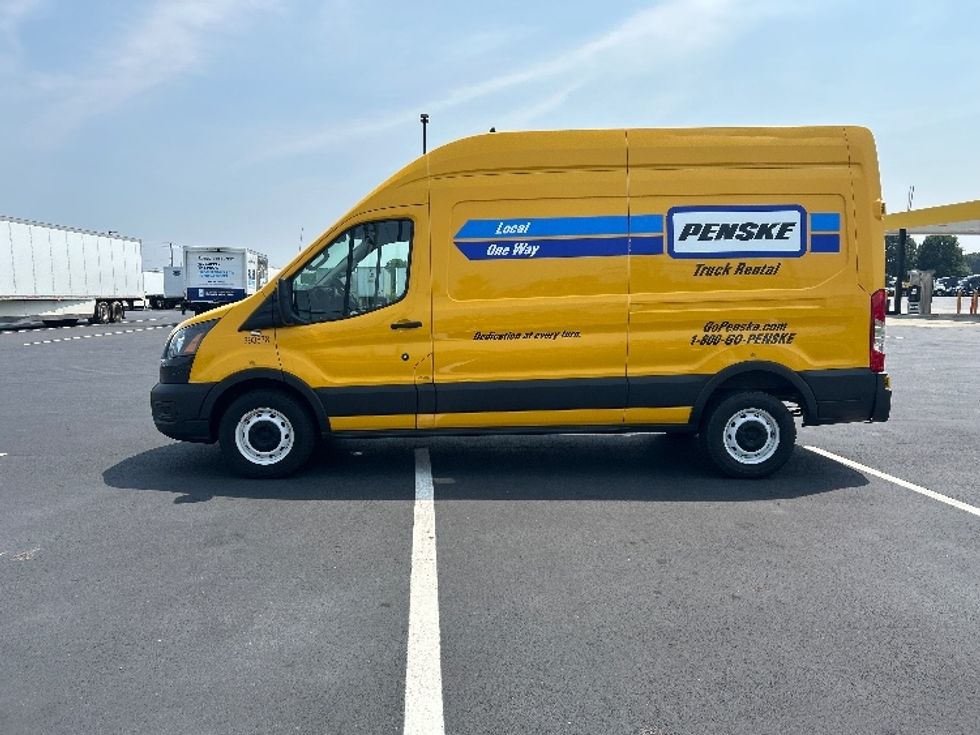 Cargo Van (Panel Van)-Light and Medium Duty Trucks-Ford-2021-Transit 250-Madison-AL-94,605\n\t\tmiles-$ 32,000 - Image 4