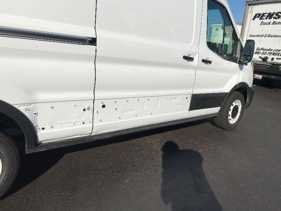Cargo Van (Panel Van)-Light and Medium Duty Trucks-Ford-2021-Transit 250-Manassas-VA-47,243\n\t\tmiles-$ 38,500 - Image 14