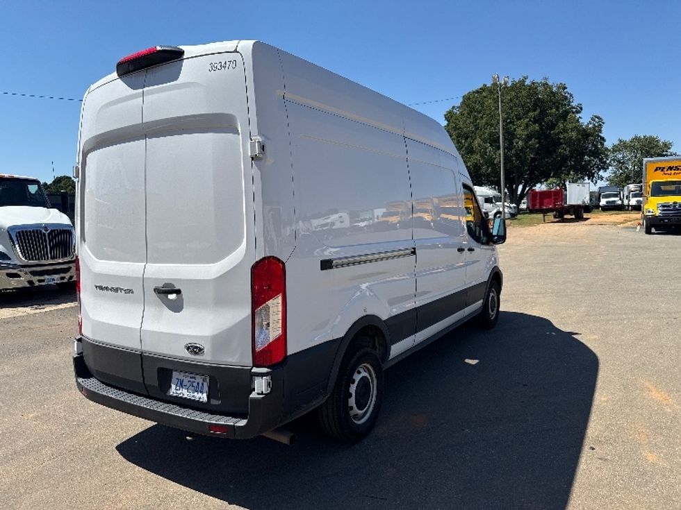 Cargo Van (Panel Van)-Light and Medium Duty Trucks-Ford-2021-Transit 250-Mebane-NC-98,222\n\t\tmiles-$ 32,250 - Image 11