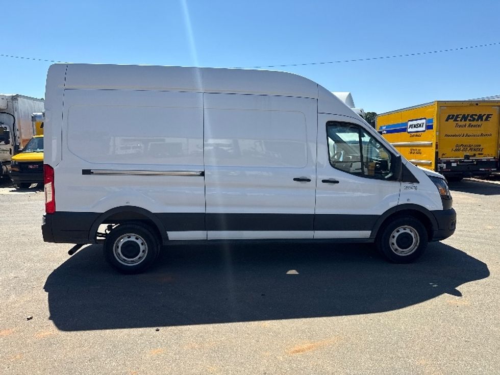 Cargo Van (Panel Van)-Light and Medium Duty Trucks-Ford-2021-Transit 250-Mebane-NC-98,222\n\t\tmiles-$ 32,250 - Image 12