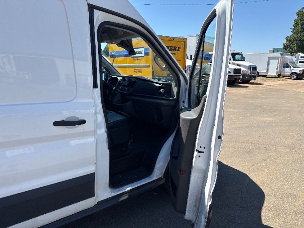 Cargo Van (Panel Van)-Light and Medium Duty Trucks-Ford-2021-Transit 250-Mebane-NC-98,222\n\t\tmiles-$ 32,250 - Image 17