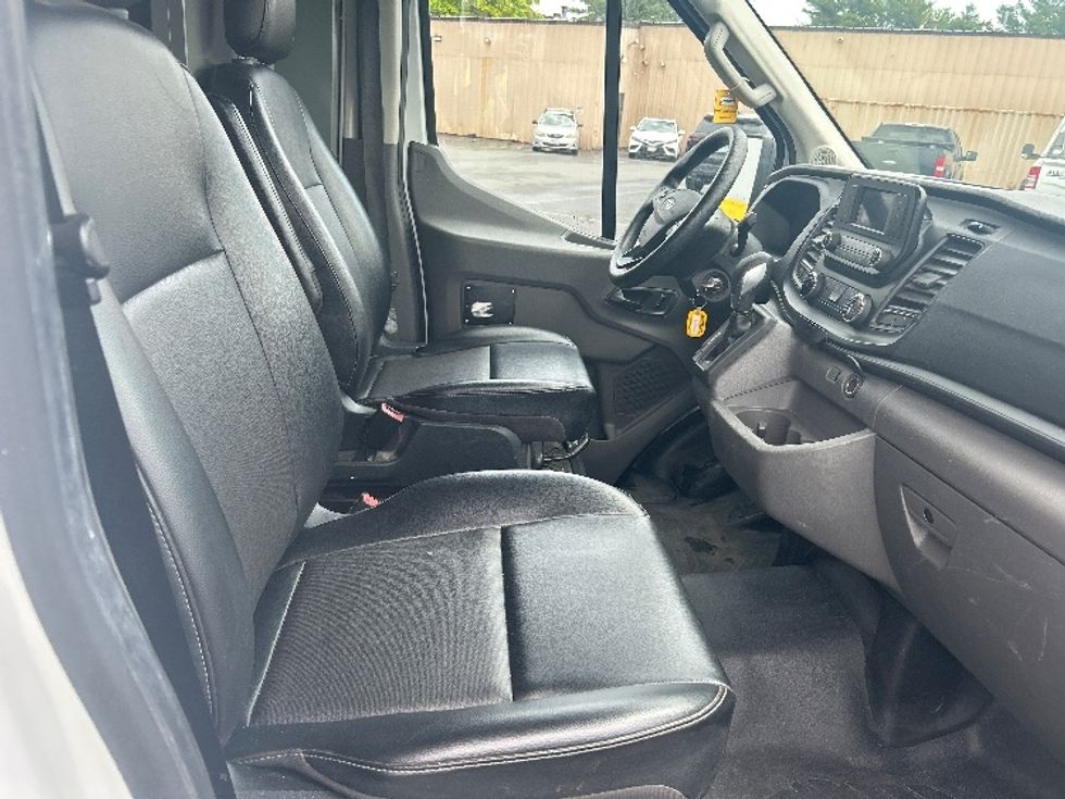 Cargo Van (Panel Van)-Light and Medium Duty Trucks-Ford-2021-Transit 250-Medford-MA-72,093\n\t\tmiles-$ 35,000 - Image 22