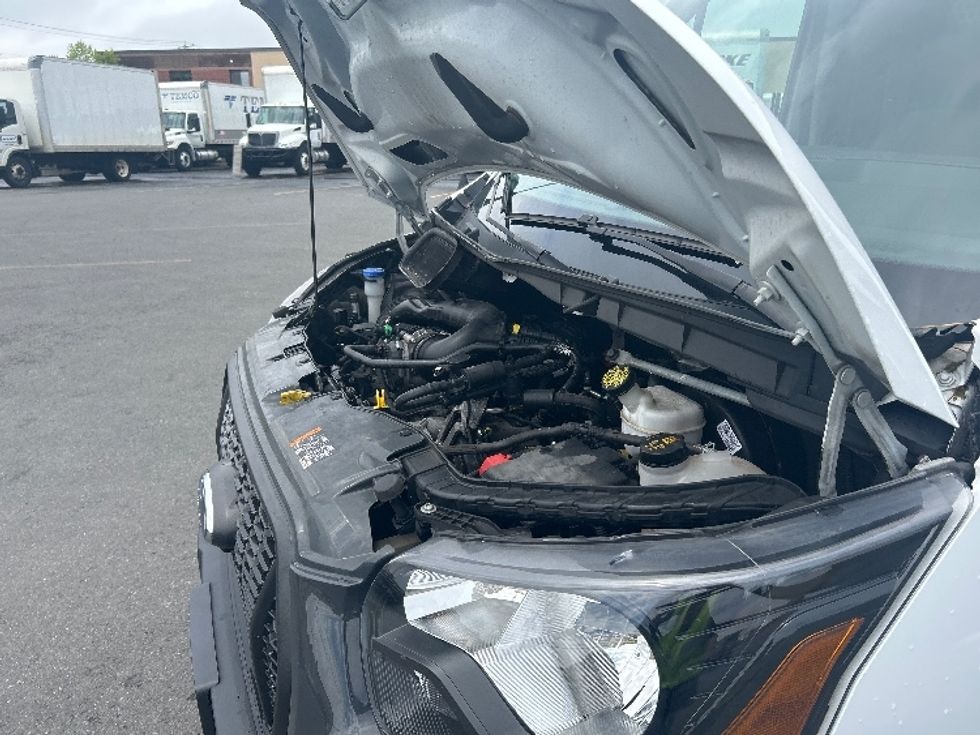 Cargo Van (Panel Van)-Light and Medium Duty Trucks-Ford-2021-Transit 250-Medford-MA-72,093\n\t\tmiles-$ 35,000 - Image 24