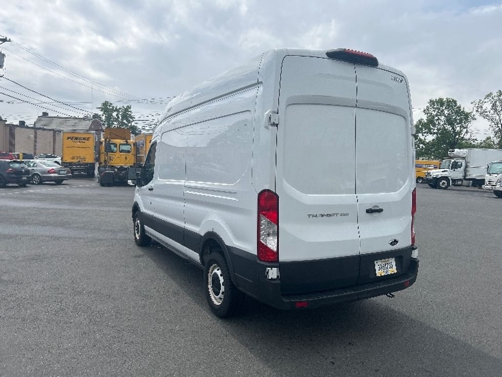 Cargo Van (Panel Van)-Light and Medium Duty Trucks-Ford-2021-Transit 250-Medford-MA-72,093\n\t\tmiles-$ 35,000 - Image 6