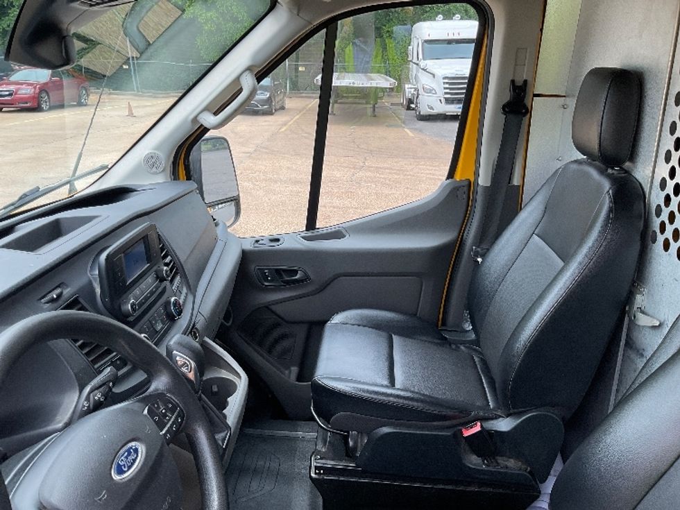 Cargo Van (Panel Van)-Light and Medium Duty Trucks-Ford-2021-Transit 250-Memphis-TN-120,194\n\t\tmiles-$ 25,250 - Image 19