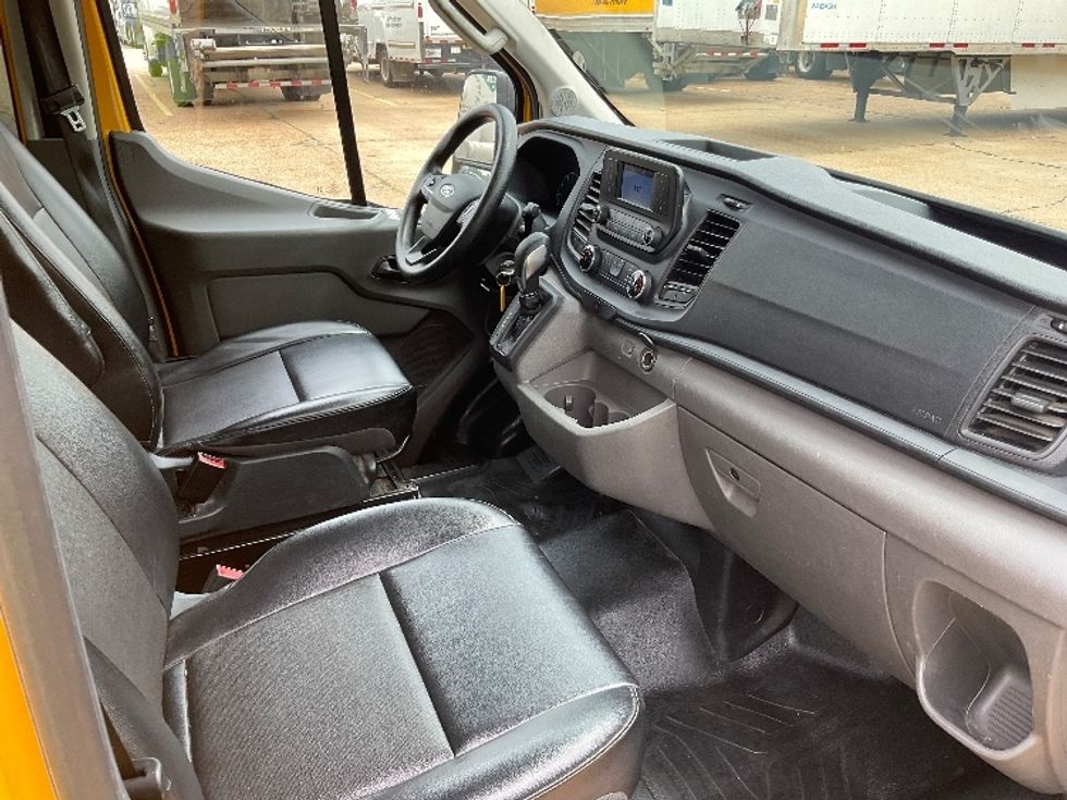 Cargo Van (Panel Van)-Light and Medium Duty Trucks-Ford-2021-Transit 250-Memphis-TN-120,194\n\t\tmiles-$ 25,250 - Image 22