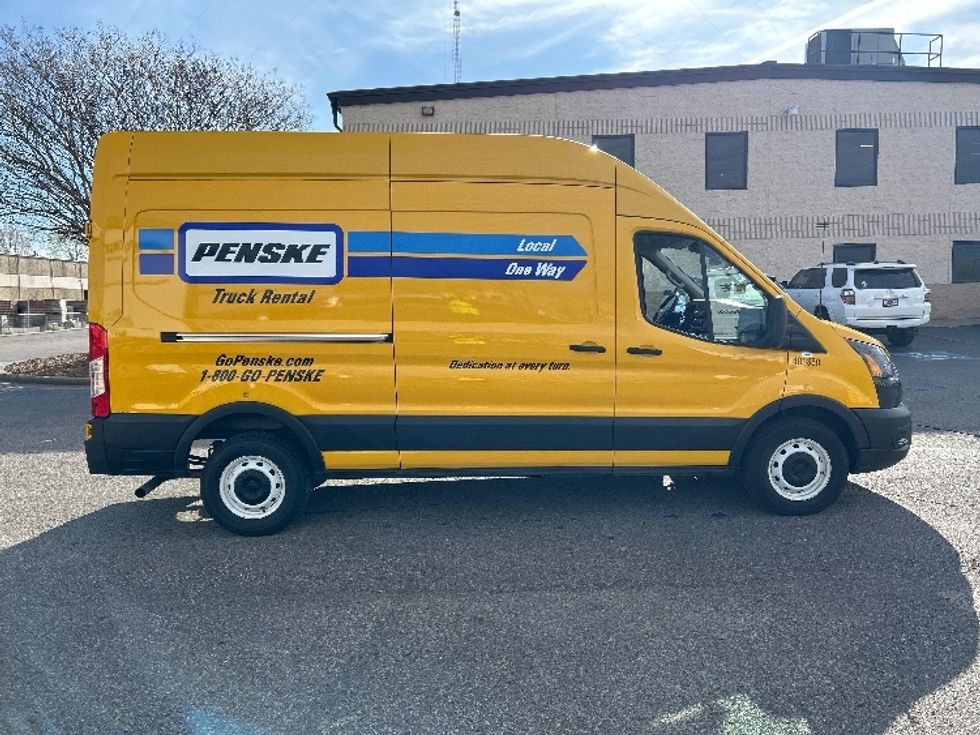 Cargo Van (Panel Van)-Light and Medium Duty Trucks-Ford-2021-Transit 250-Memphis-TN-124,249\n\t\tmiles-$ 27,750 - Image 13