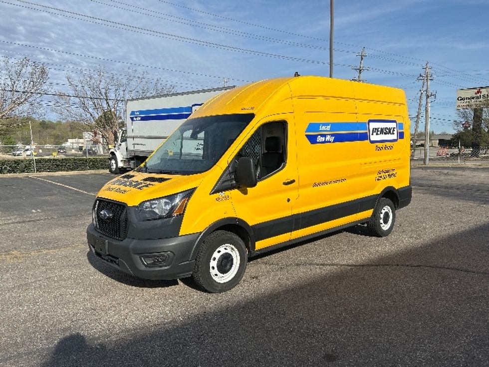Cargo Van (Panel Van)-Light and Medium Duty Trucks-Ford-2021-Transit 250-Memphis-TN-124,249\n\t\tmiles-$ 27,750 - Image 3
