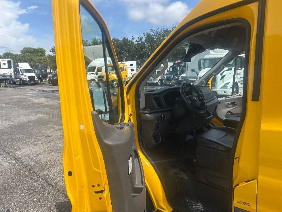 Cargo Van (Panel Van)-Light and Medium Duty Trucks-Ford-2021-Transit 250-Miami-FL-73,357\n\t\tmiles-$ 34,750 - Image 13
