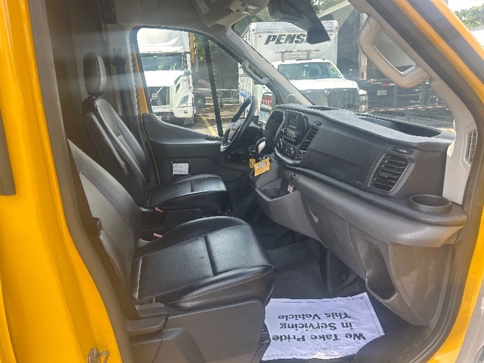 Cargo Van (Panel Van)-Light and Medium Duty Trucks-Ford-2021-Transit 250-Miami-FL-73,357\n\t\tmiles-$ 34,750 - Image 17