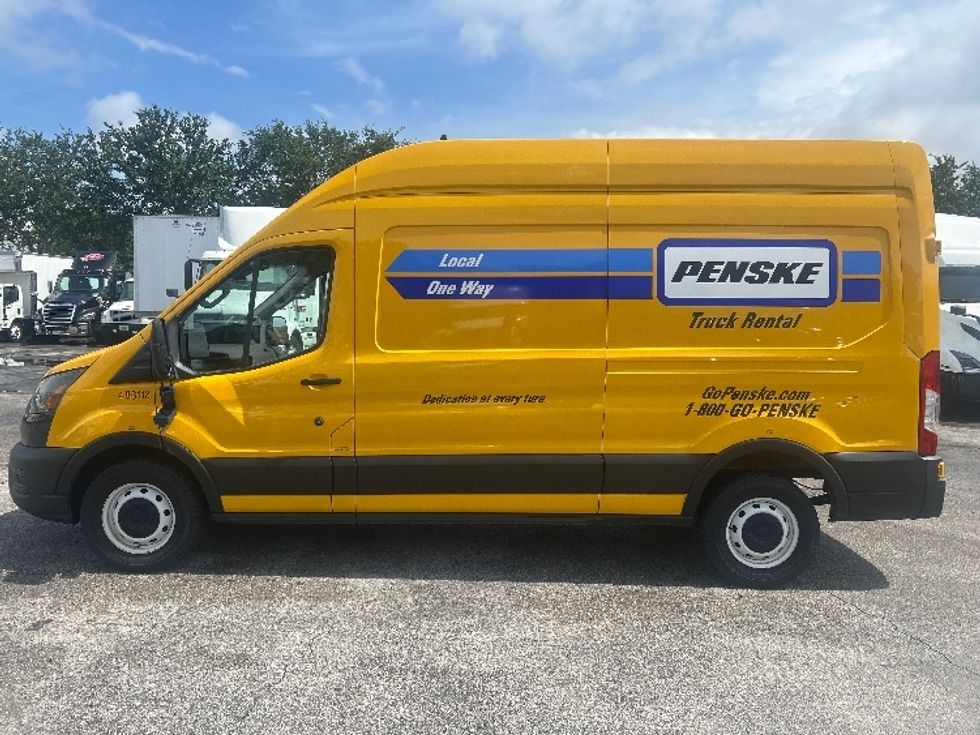 Cargo Van (Panel Van)-Light and Medium Duty Trucks-Ford-2021-Transit 250-Miami-FL-73,357\n\t\tmiles-$ 34,750 - Image 4