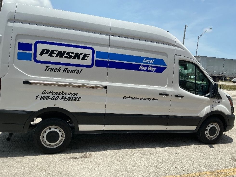 Cargo Van (Panel Van)-Light and Medium Duty Trucks-Ford-2021-Transit 250-Miami-FL-75,794\n\t\tmiles-$ 36,250 - Image 15