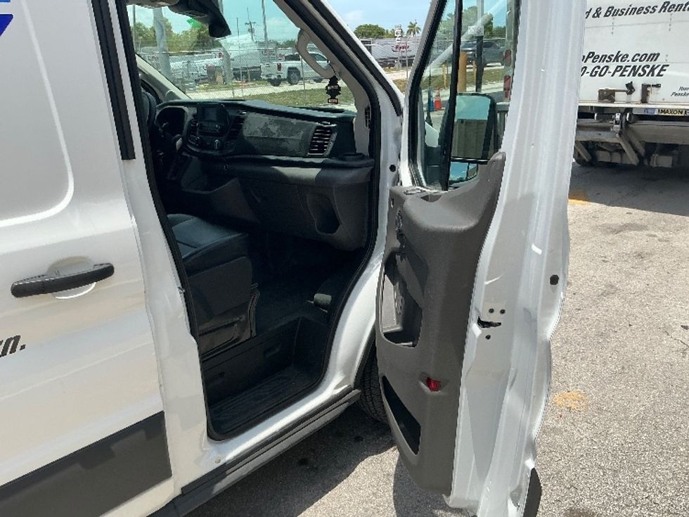Cargo Van (Panel Van)-Light and Medium Duty Trucks-Ford-2021-Transit 250-Miami-FL-75,794\n\t\tmiles-$ 36,250 - Image 20