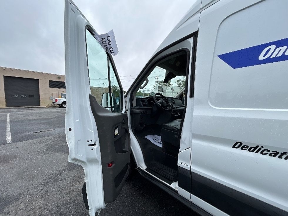 Cargo Van (Panel Van)-Light and Medium Duty Trucks-Ford-2021-Transit 250-Millville-NJ-59,899\n\t\tmiles-$ 36,500 - Image 16
