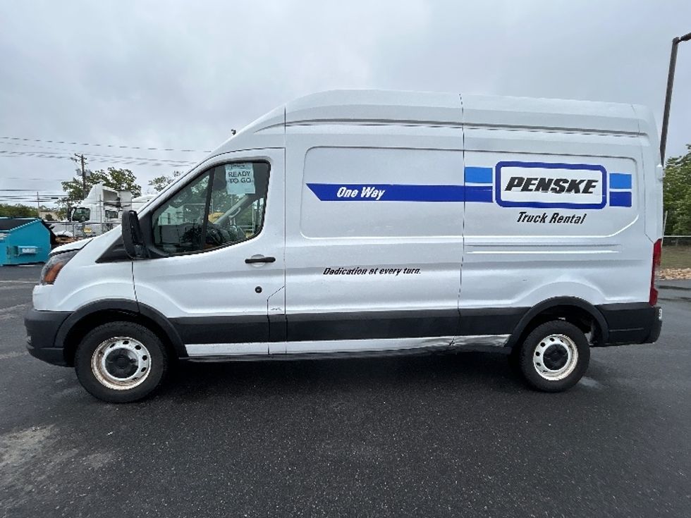 Cargo Van (Panel Van)-Light and Medium Duty Trucks-Ford-2021-Transit 250-Millville-NJ-59,899\n\t\tmiles-$ 36,500 - Image 4