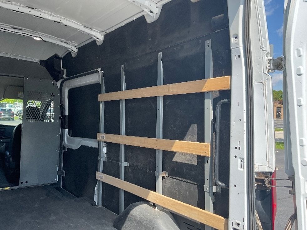 Cargo Van (Panel Van)-Light and Medium Duty Trucks-Ford-2021-Transit 250-Milwaukee-WI-71,562\n\t\tmiles-$ 36,500 - Image 10