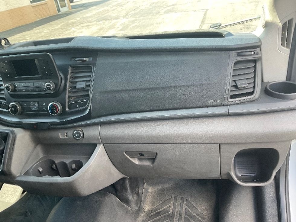 Cargo Van (Panel Van)-Light and Medium Duty Trucks-Ford-2021-Transit 250-Milwaukee-WI-71,562\n\t\tmiles-$ 36,500 - Image 19