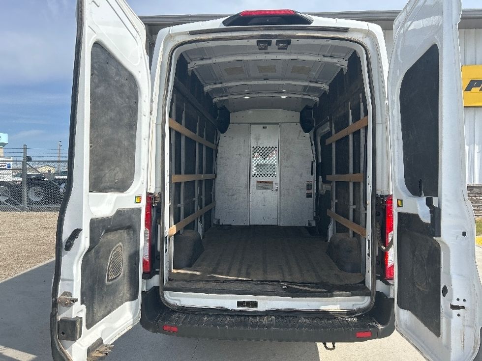 Cargo Van (Panel Van)-Light and Medium Duty Trucks-Ford-2021-Transit 250-Minot-ND-59,976\n\t\tmiles-$ 37,500 - Image 8