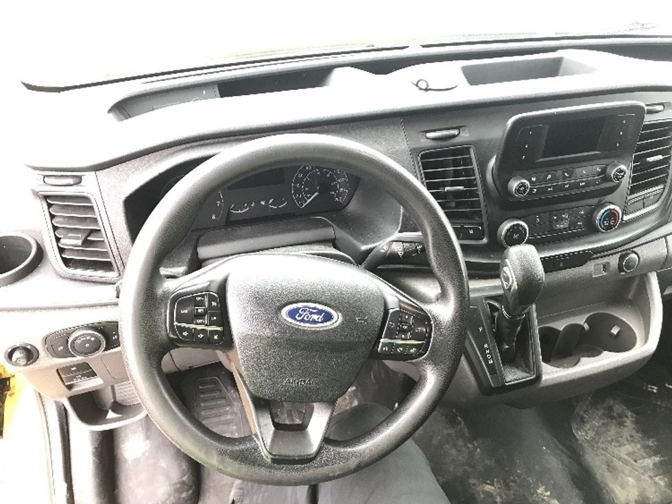 Cargo Van (Panel Van)-Light and Medium Duty Trucks-Ford-2021-Transit 250-Mississauga-ON-131,976\n\t\tkm-$ 38,250 - Image 15
