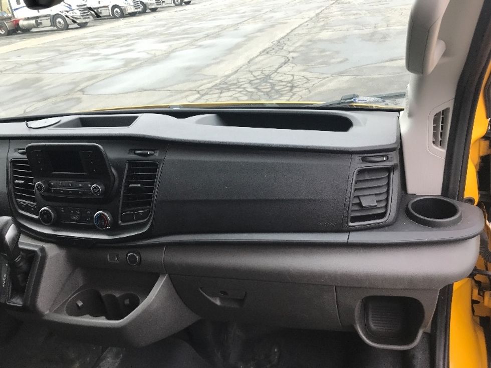 Cargo Van (Panel Van)-Light and Medium Duty Trucks-Ford-2021-Transit 250-Mississauga-ON-131,976\n\t\tkm-$ 38,250 - Image 18