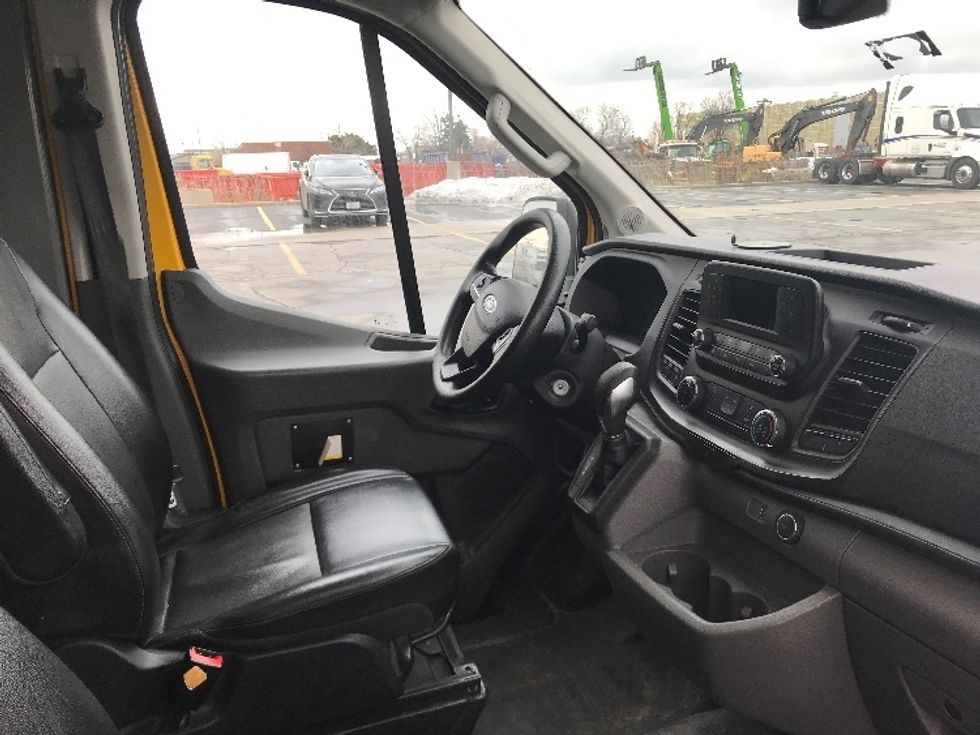 Cargo Van (Panel Van)-Light and Medium Duty Trucks-Ford-2021-Transit 250-Mississauga-ON-131,976\n\t\tkm-$ 38,250 - Image 19