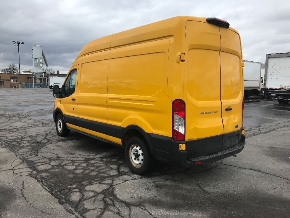 Cargo Van (Panel Van)-Light and Medium Duty Trucks-Ford-2021-Transit 250-Mississauga-ON-131,976\n\t\tkm-$ 38,250 - Image 5
