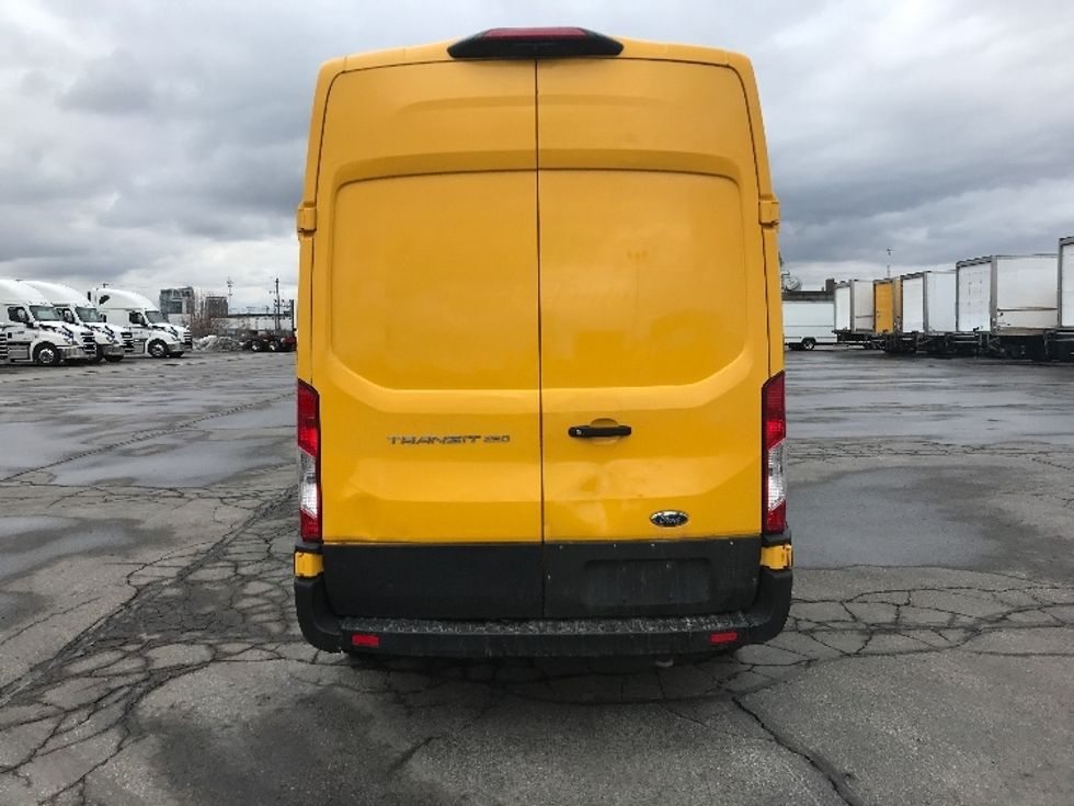 Cargo Van (Panel Van)-Light and Medium Duty Trucks-Ford-2021-Transit 250-Mississauga-ON-131,976\n\t\tkm-$ 38,250 - Image 6