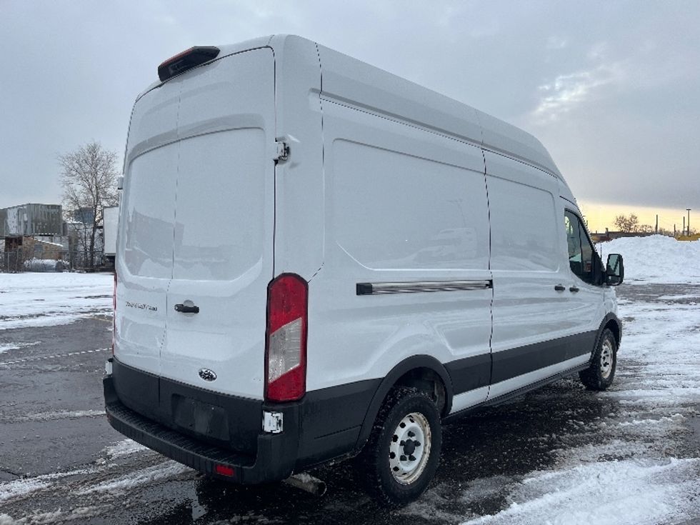 Cargo Van (Panel Van)-Light and Medium Duty Trucks-Ford-2021-Transit 250-Mississauga-ON-132,397\n\t\tkm-$ 43,000 - Image 12