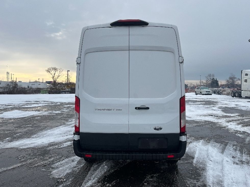 Cargo Van (Panel Van)-Light and Medium Duty Trucks-Ford-2021-Transit 250-Mississauga-ON-132,397\n\t\tkm-$ 43,000 - Image 7