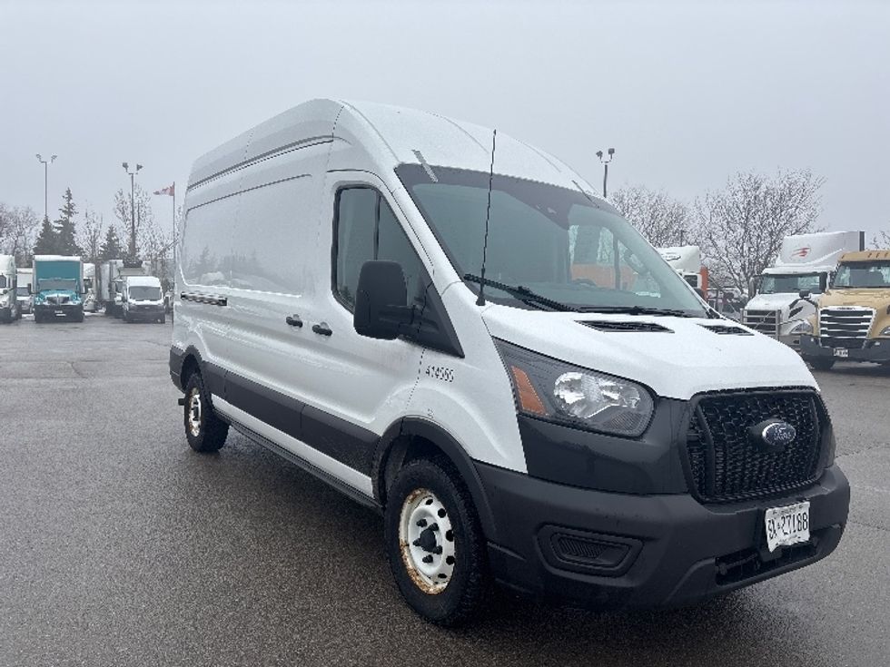 Cargo Van (Panel Van)-Light and Medium Duty Trucks-Ford-2021-Transit 250-Mississauga-ON-145,591\n\t\tkm-$ 42,250 - Image 1