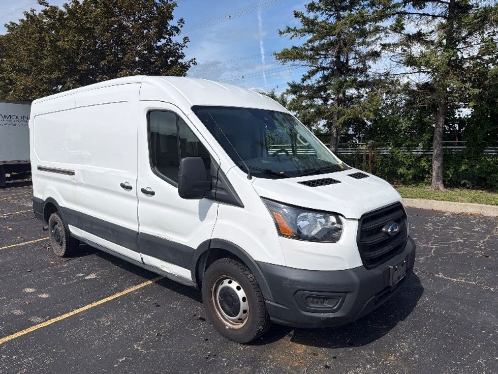 Cargo Van (Panel Van)-Light and Medium Duty Trucks-Ford-2021-Transit 250-Mississauga-ON-145,820\n\t\tkm-$ 17,500 - Image 1