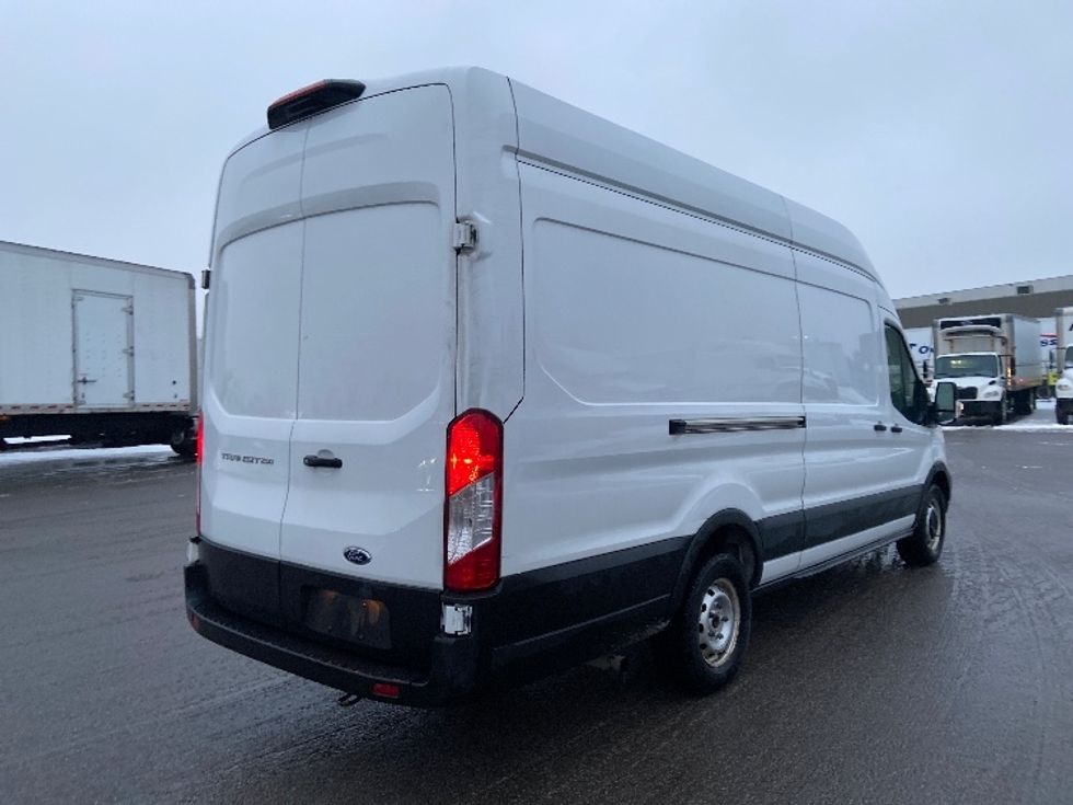 Cargo Van (Panel Van)-Light and Medium Duty Trucks-Ford-2021-Transit 250-Mississauga-ON-145,968\n\t\tkm-$ 44,000 - Image 12