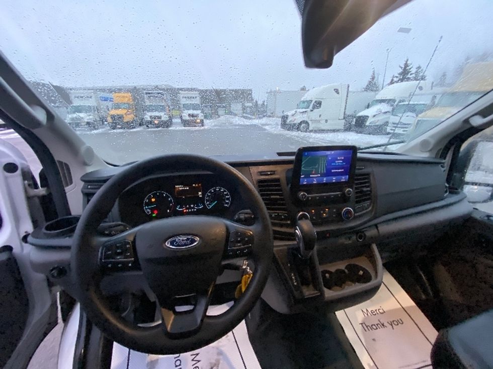 Cargo Van (Panel Van)-Light and Medium Duty Trucks-Ford-2021-Transit 250-Mississauga-ON-145,968\n\t\tkm-$ 44,000 - Image 17