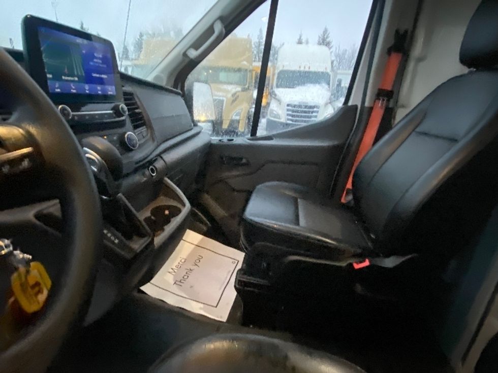 Cargo Van (Panel Van)-Light and Medium Duty Trucks-Ford-2021-Transit 250-Mississauga-ON-145,968\n\t\tkm-$ 44,000 - Image 18
