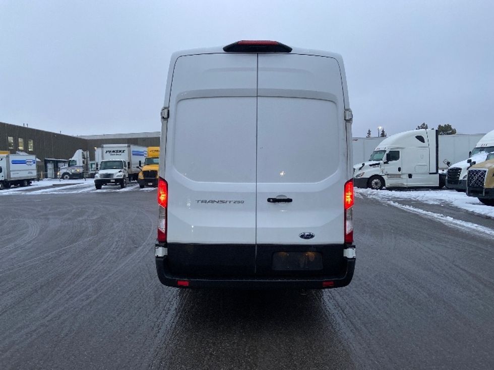 Cargo Van (Panel Van)-Light and Medium Duty Trucks-Ford-2021-Transit 250-Mississauga-ON-145,968\n\t\tkm-$ 44,000 - Image 7