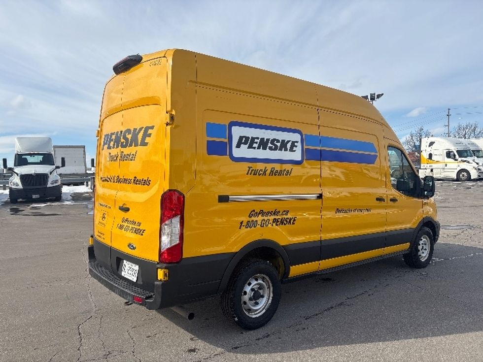 Cargo Van (Panel Van)-Light and Medium Duty Trucks-Ford-2021-Transit 250-Mississauga-ON-148,518\n\t\tkm-$ 37,000 - Image 12