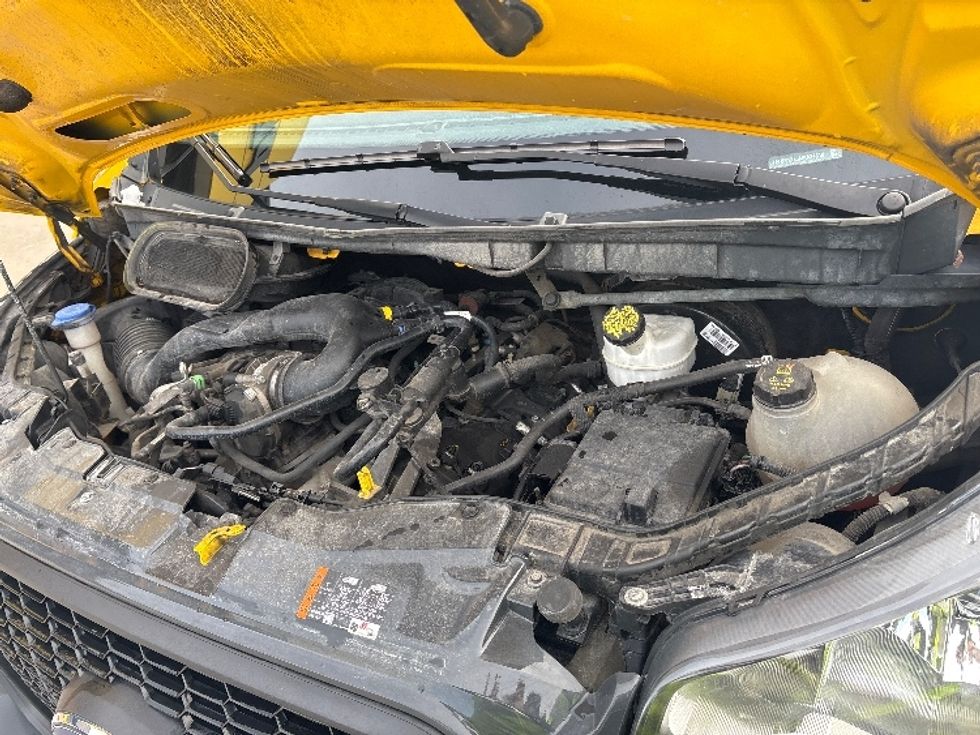 Cargo Van (Panel Van)-Light and Medium Duty Trucks-Ford-2021-Transit 250-Mississauga-ON-148,518\n\t\tkm-$ 37,000 - Image 23