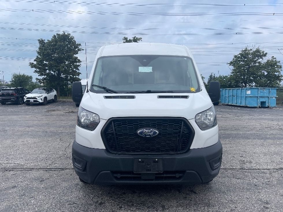 Cargo Van (Panel Van)-Light and Medium Duty Trucks-Ford-2021-Transit 250-Mississauga-ON-173,024\n\t\tkm-$ 13,500 - Image 2