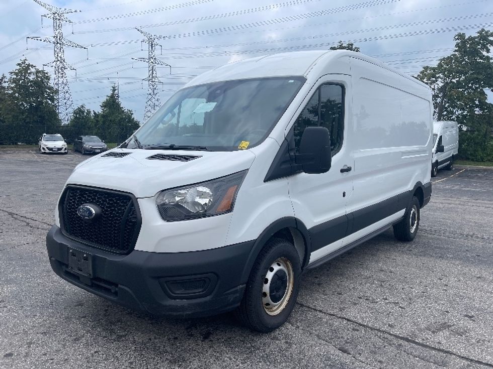 Cargo Van (Panel Van)-Light and Medium Duty Trucks-Ford-2021-Transit 250-Mississauga-ON-173,024\n\t\tkm-$ 13,500 - Image 3