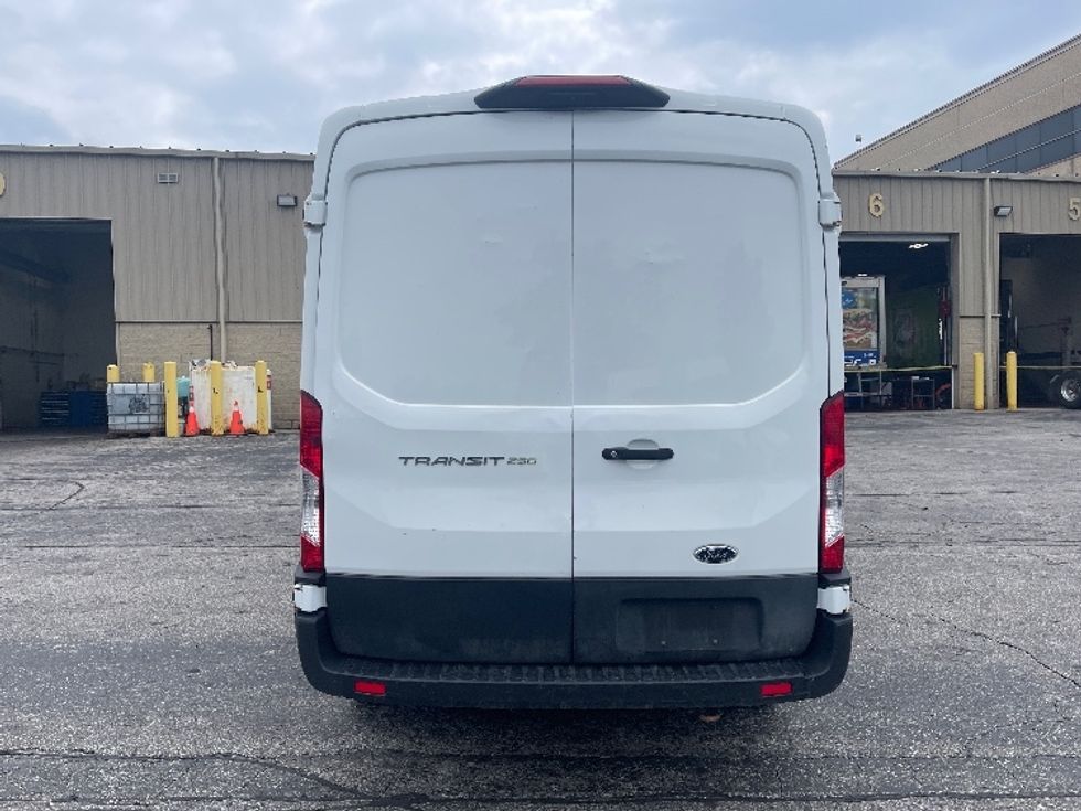 Cargo Van (Panel Van)-Light and Medium Duty Trucks-Ford-2021-Transit 250-Mississauga-ON-173,024\n\t\tkm-$ 13,500 - Image 7