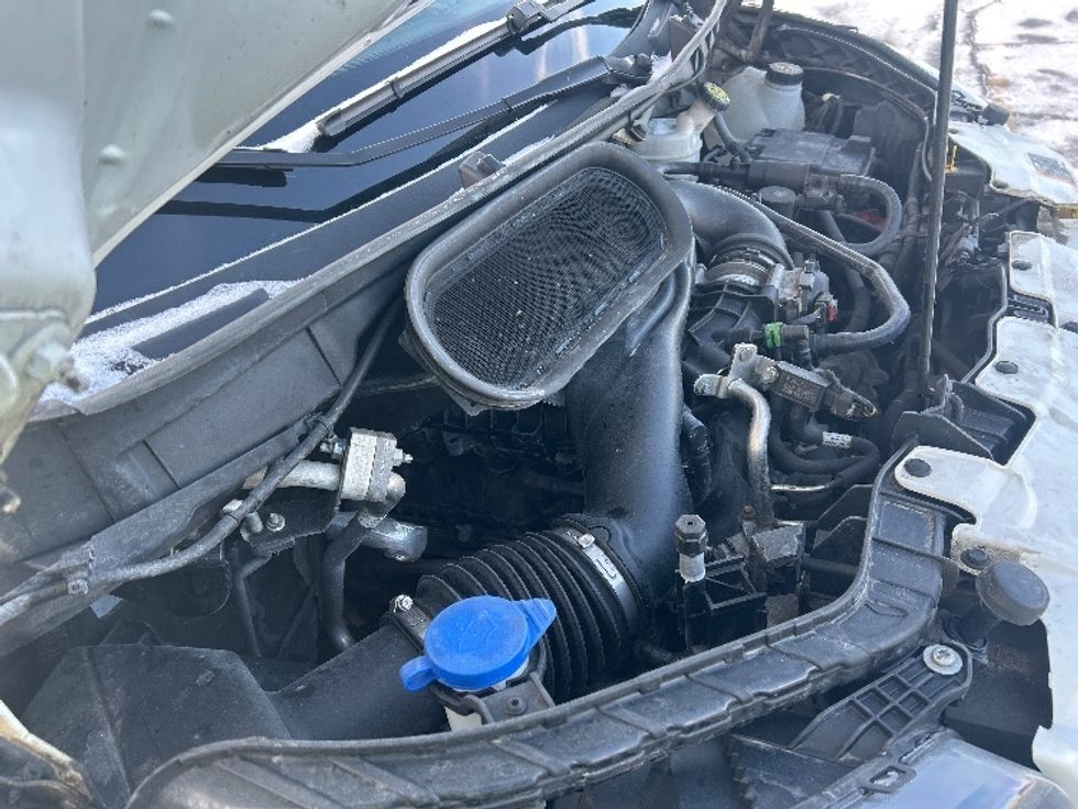 Cargo Van (Panel Van)-Light and Medium Duty Trucks-Ford-2021-Transit 250-Mississauga-ON-212,614\n\t\tkm-$ 38,250 - Image 20