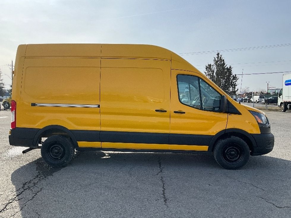 Cargo Van (Panel Van)-Light and Medium Duty Trucks-Ford-2021-Transit 250-Moncton-NB-122,004\n\t\tkm-$ 40,750 - Image 14