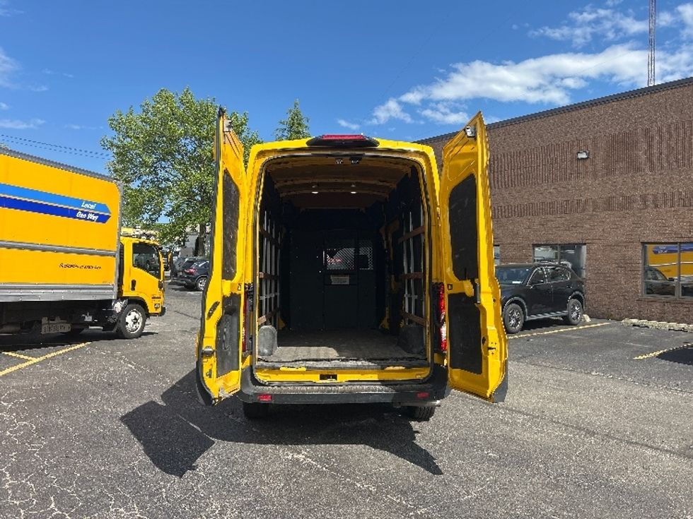Cargo Van (Panel Van)-Light and Medium Duty Trucks-Ford-2021-Transit 250-Monmouth Junction-NJ-49,779\n\t\tmiles-$ 30,500 - Image 6