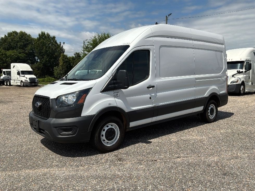 Cargo Van (Panel Van)-Light and Medium Duty Trucks-Ford-2021-Transit 250-Montgomery-AL-122,096\n\t\tmiles-$ 32,750 - Image 1