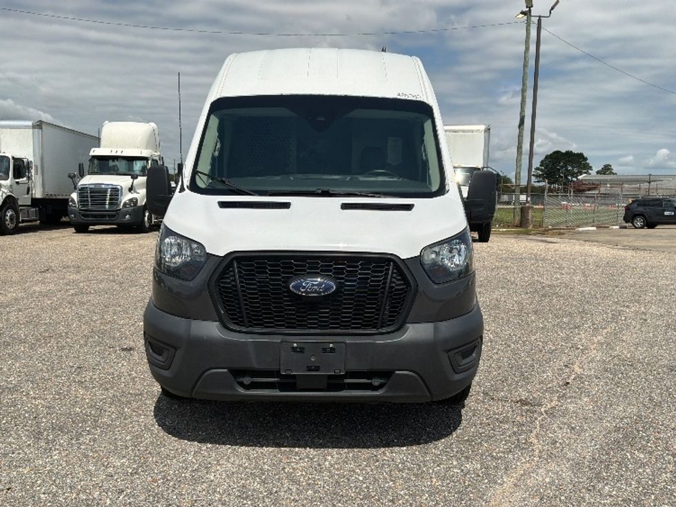 Cargo Van (Panel Van)-Light and Medium Duty Trucks-Ford-2021-Transit 250-Montgomery-AL-122,096\n\t\tmiles-$ 32,750 - Image 2
