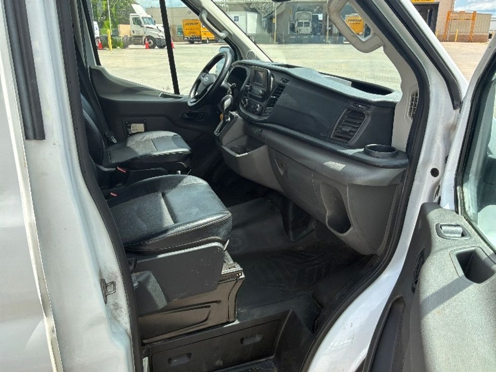 Cargo Van (Panel Van)-Light and Medium Duty Trucks-Ford-2021-Transit 250-Montgomery-AL-122,096\n\t\tmiles-$ 32,750 - Image 20