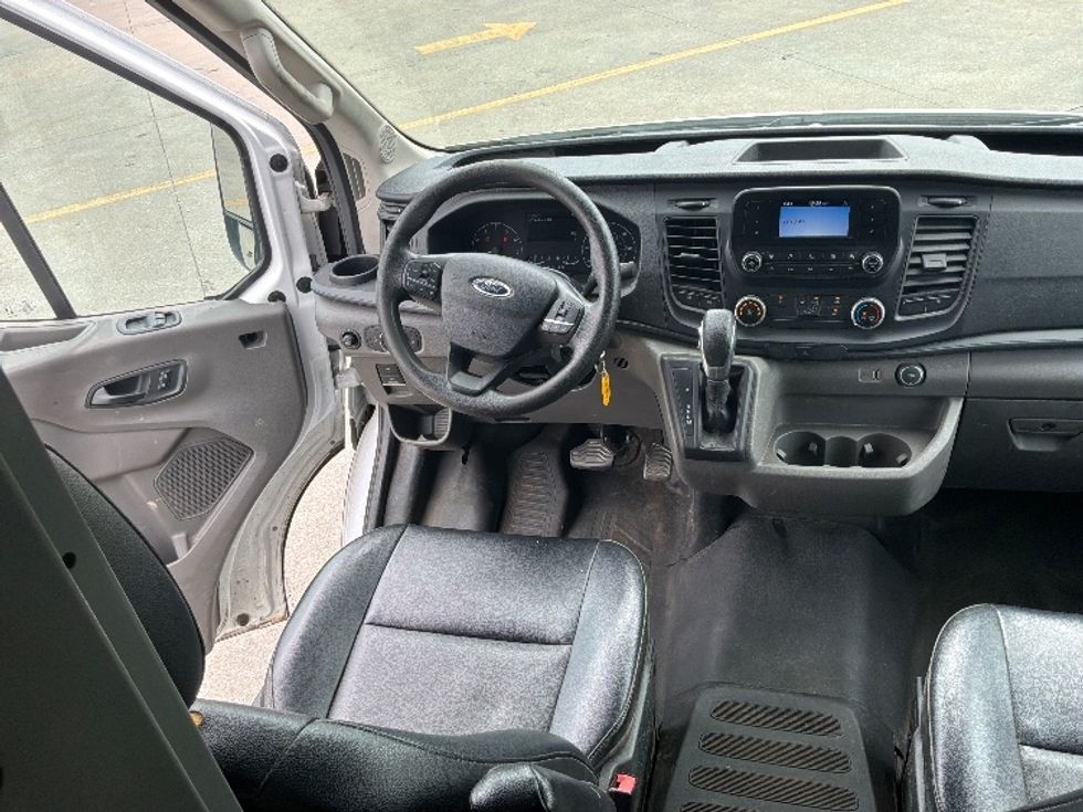 Cargo Van (Panel Van)-Light and Medium Duty Trucks-Ford-2021-Transit 250-Montgomery-AL-132,010\n\t\tmiles-$ 31,000 - Image 17