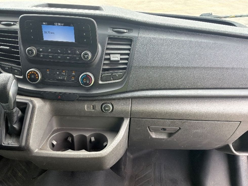 Cargo Van (Panel Van)-Light and Medium Duty Trucks-Ford-2021-Transit 250-Montgomery-AL-132,010\n\t\tmiles-$ 31,000 - Image 21