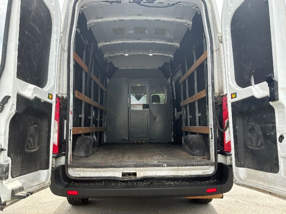 Cargo Van (Panel Van)-Light and Medium Duty Trucks-Ford-2021-Transit 250-Montgomery-AL-132,010\n\t\tmiles-$ 31,000 - Image 8