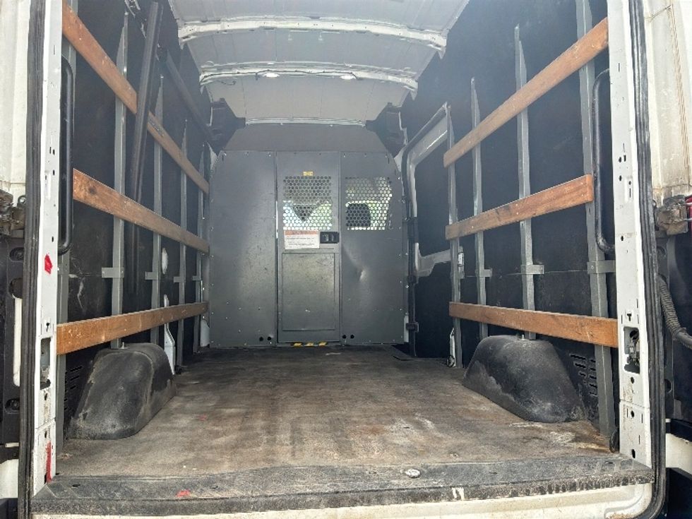 Cargo Van (Panel Van)-Light and Medium Duty Trucks-Ford-2021-Transit 250-Montgomery-AL-132,010\n\t\tmiles-$ 31,000 - Image 9